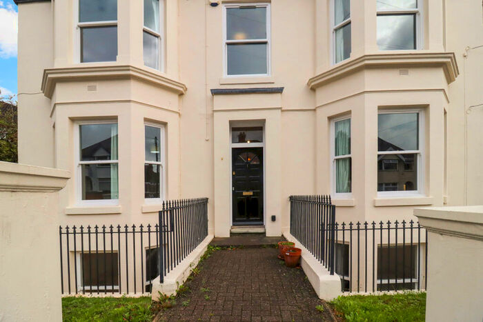 7 Bedroom Detached House To Rent In Charlotte Street, Leamington Spa, CV31