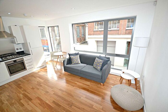 1 Bedroom Flat To Rent In Garrett Street, Old Street, London, EC1Y