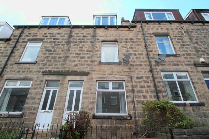 3 Bedroom Terraced House To Rent In Rose Avenue, Horsforth, LS18