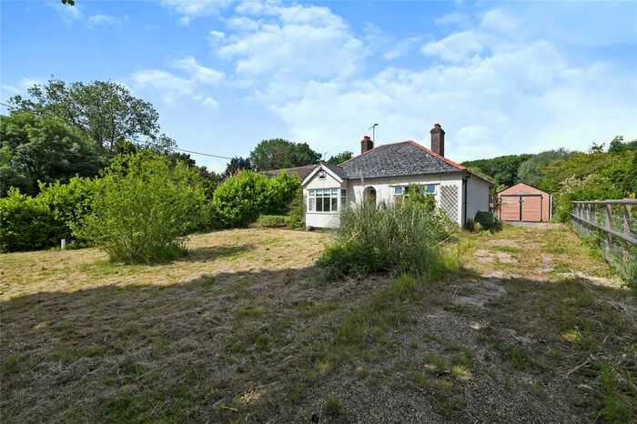 3 Bedroom Bungalow For Sale In Doddinghurst Road, Pilgrims Hatch, Brentwood, CM15