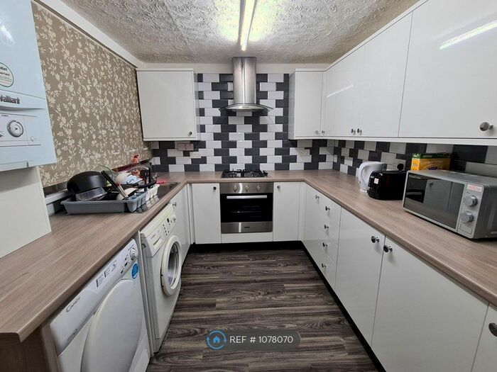 5 Bedroom Terraced House To Rent In Banff Road, Manchester M14