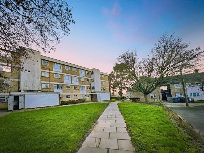 2 Bedroom Apartment For Sale In Little Grove Field, Harlow, Essex, CM19
