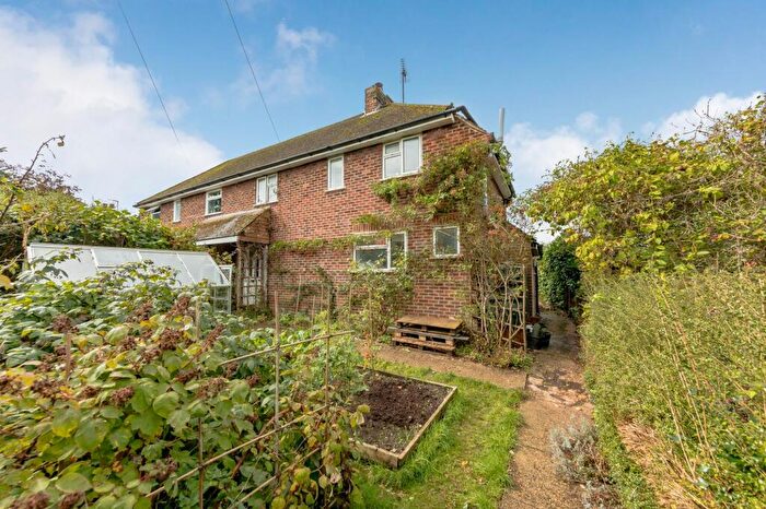 3 Bedroom Semi-Detached House For Sale In School Field, Barcombe, BN8