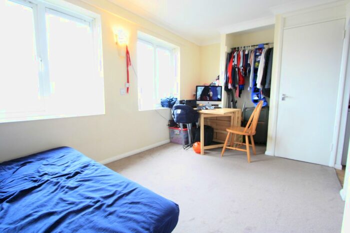 Studio To Rent In Mayday Road, Thornton Heath, CR7