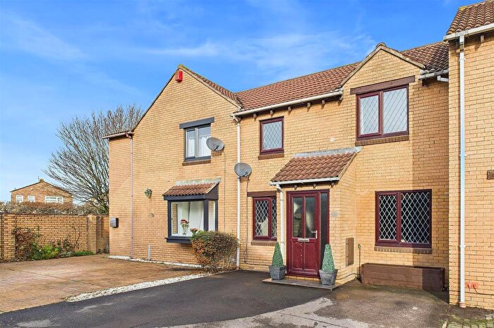 3 Bedroom Terraced House For Sale In Elgar Close, Clevedon, BS21