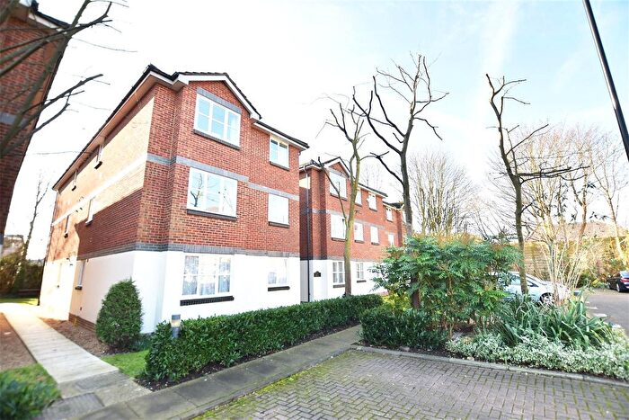 1 Bedroom Flat To Rent In Malting Way, Isleworth, TW7