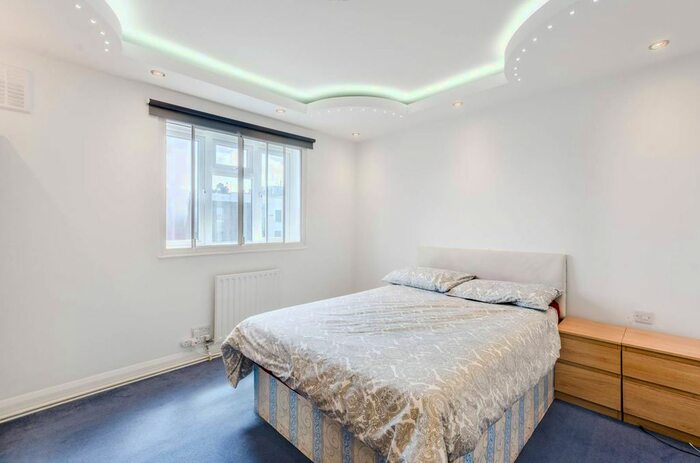 2 Bedroom Flat To Rent In Caistor Road, Balham, London, SW12