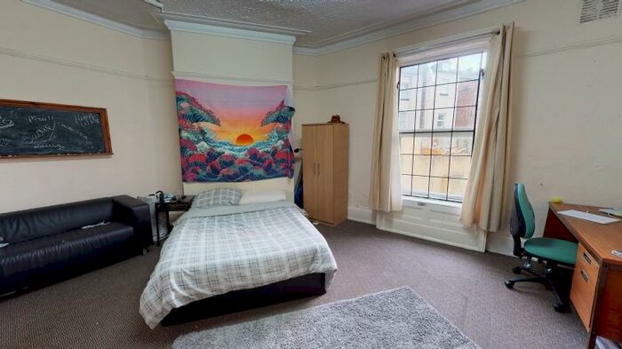 8 Bedroom Terraced House To Rent In Hyde Park Terrace, Hyde Park, Leeds, LS6