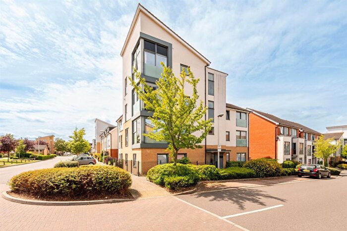 1 Bedroom Flat To Rent In Midgham Way, Reading, RG2