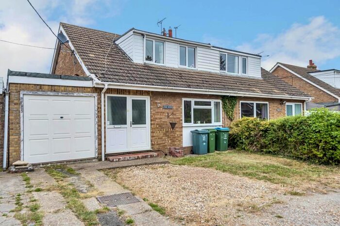 3 Bedroom Semi-Detached House For Sale In Grendon Underwood, Buckinghamshire, HP18