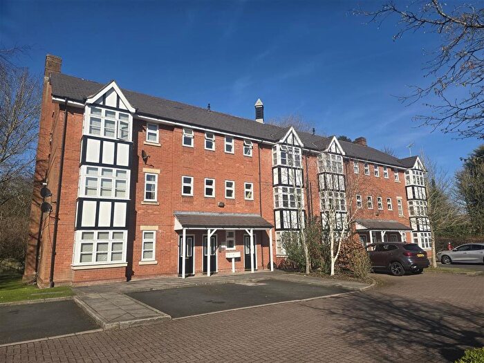 2 Bedroom Flat For Sale In Maple Court, Knowsley, Prescot, L34