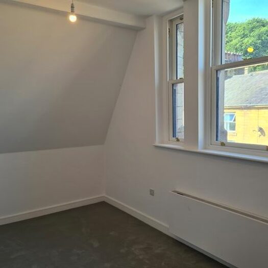 1 Bedroom Flat To Rent In Flat, Market St, Bacup, OL13
