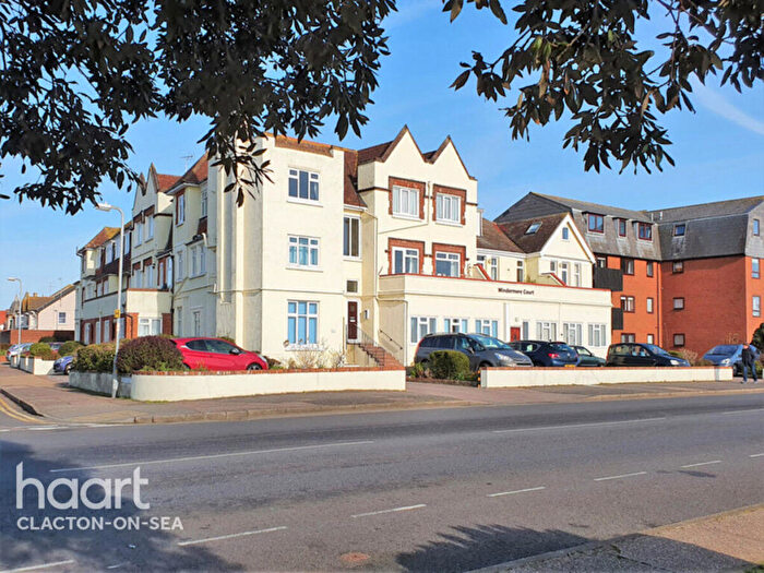 3 Bedroom Flat To Rent In Marine Parade East, Clacton-On-Sea, CO15