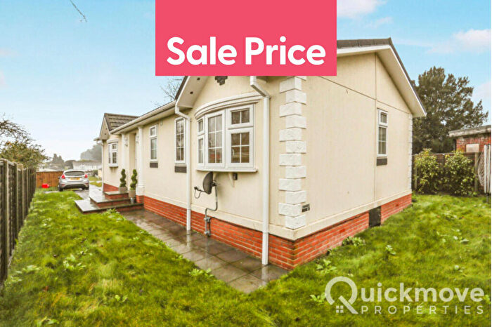 2 Bedroom Park Home For Sale In Ipswich, Suffolk, IP4