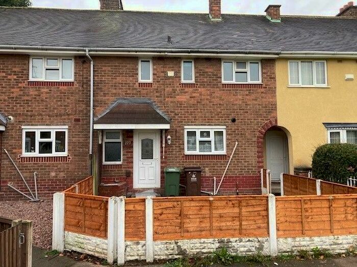 3 Bedroom Terraced House To Rent In Stephenson Avenue, Walsall, WS2