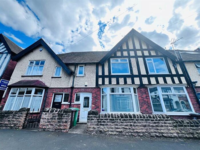 4 Bedroom House To Rent In Elmsthorpe Avenue, Nottingham, NG7