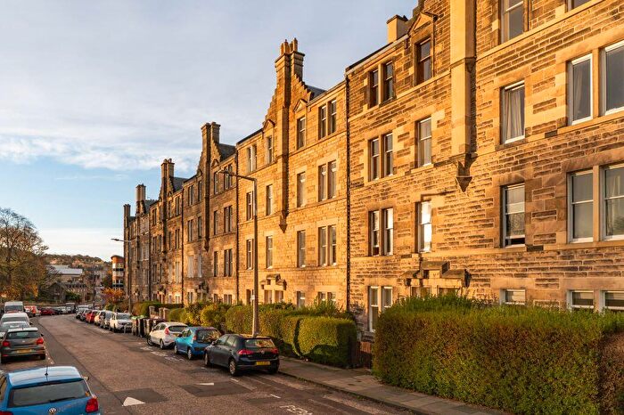 2 Bedroom Flat For Sale In / Royal Park Terrace, Edinburgh, EH8