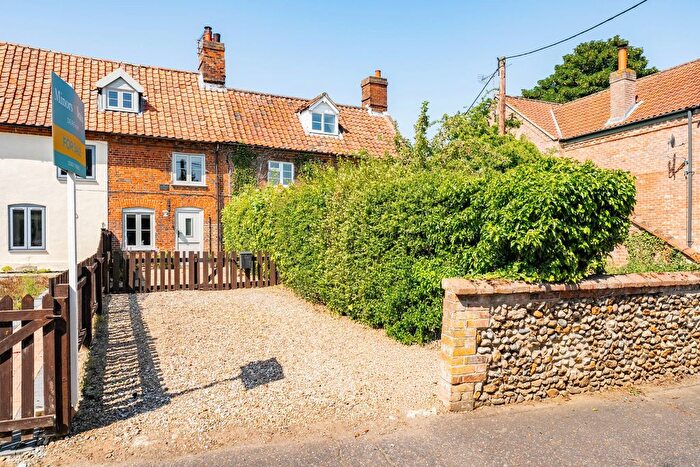 3 Bedroom Terraced House For Sale In The Street, Hindolveston, NR20