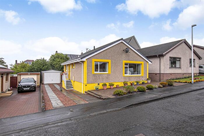 3 Bedroom Detached Bungalow For Sale In Paxton Crescent, Lochgelly, KY5