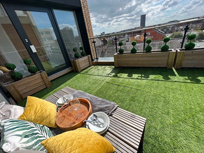 1 Bedroom Flat To Rent In Beta House Flat, Deacon Street, Leicester, LE2