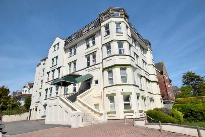 1 Bedroom Flat To Rent In Carlton Court, Christchurch Road, BH1