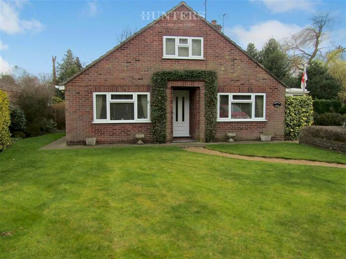 3 Bedroom Detached Bungalow For Sale In Laughton Wood Corner, Laughton, Gainsborough, DN21