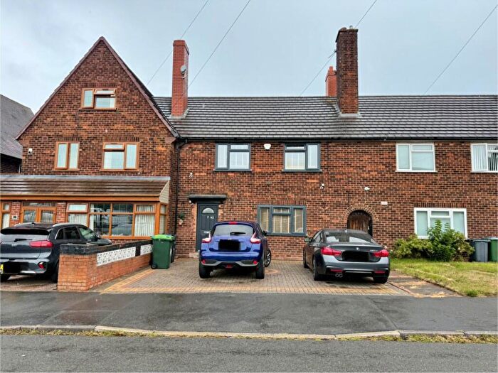 4 Bedroom Terraced House For Sale In Great Arthur Street, Smethwick, West Midlands, B66