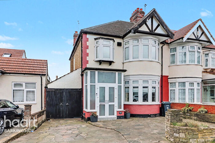 3 Bedroom Semi Detached House For Sale In Redbridge Lane East, Redbridge, IG4