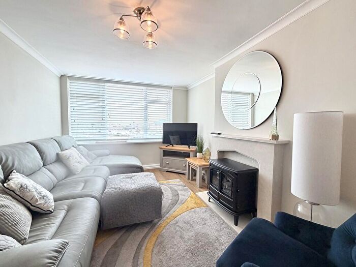 1 Bedroom Flat To Rent In Stonehall Flats, Plymouth, PL1