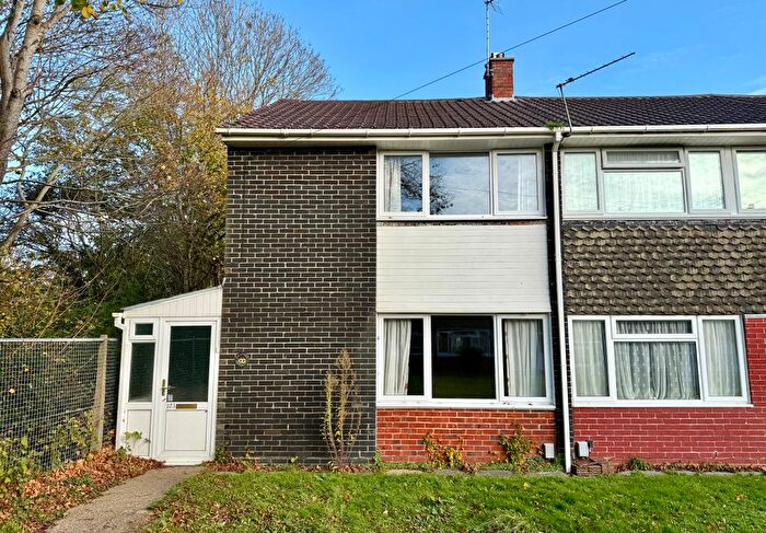 3 Bedroom End Terrace House For Sale In Gorselands Way, Rowner, Gosport, PO13