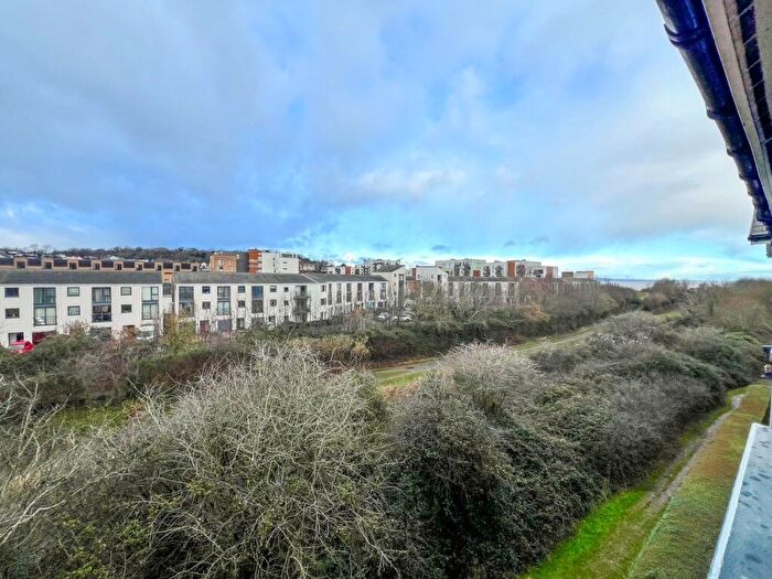 2 Bedroom Apartment To Rent In Guillemot Road, Portishead, Bristol, Somerset, BS20