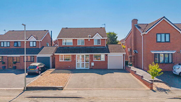 4 Bedroom Detached House For Sale In Kirkstone Way, Lakeside, Brierley Hill, DY5