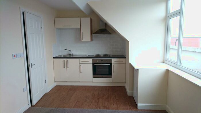 1 Bedroom Apartment To Rent In Flat, York House, Town Centre, DN1