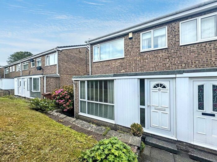 3 Bedroom End Of Terrace House For Sale In Lawnswood, Houghton Le Spring, Tyne And Wear, DH5