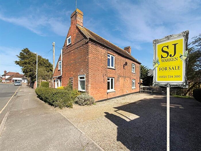 2 Bedroom Semi-Detached House For Sale In Belvedere Road, Burnham-On-Crouch, CM0