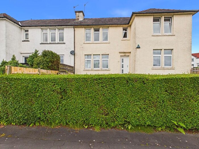 2 Bedroom Flat To Rent In Elm Road, Parkhall, Clydebank, G81
