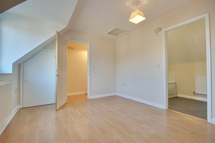 1 Bedroom End Of Terrace House To Rent In Fratton Road, Portsmouth, PO1