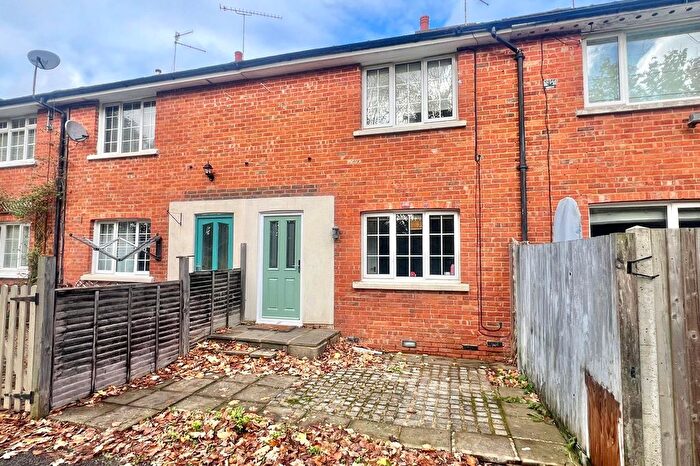 2 Bedroom Terraced House For Sale In Alexandra Road, Aldershot, Hampshire, GU11