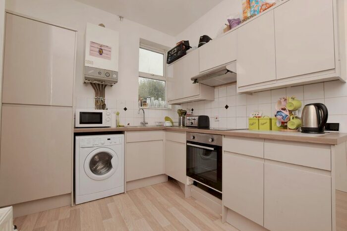 4 Bedroom Flat To Rent In Cheltenham Crescent, Cheltenham Road, Bristol BS6