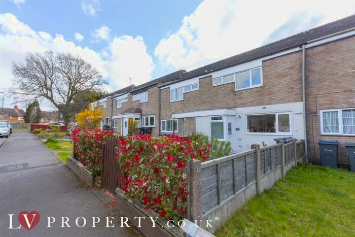 3 Bedroom House To Rent In Dimmingsdale Bank, Quinton, Birmingham, B32