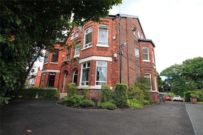 2 Bedroom Flat To Rent In The Beeches, West Didsbury, Manchester, M20