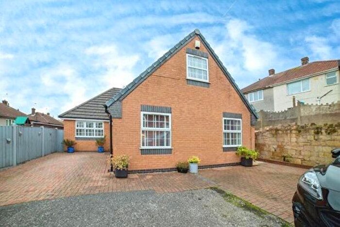 3 Bedroom Detached Bungalow To Rent In Darlton Street, Mansfield, NG19