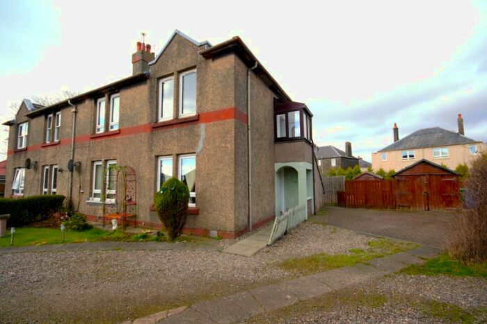 2 Bedroom Flat To Rent In Institution Street, Buckhaven, Fife, KY8