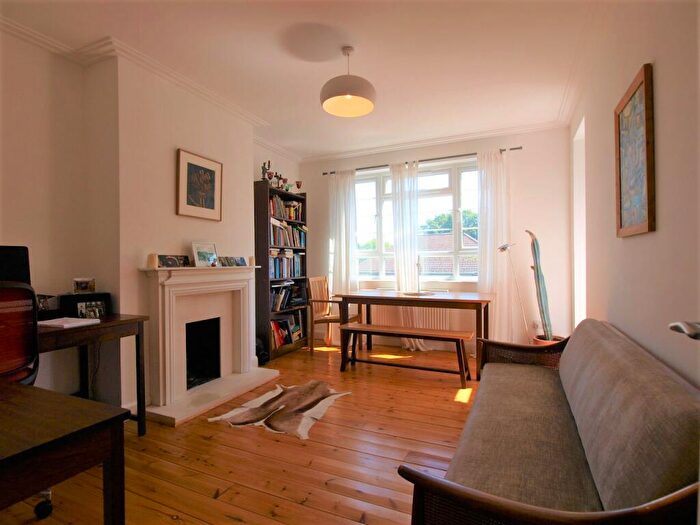 1 Bedroom Flat To Rent In High Ridge Court, Sydney Road, Muswell Hill, N10