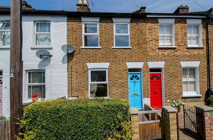2 Bedroom Terraced House To Rent In Elton Road, Kingston Upon Thames, KT2