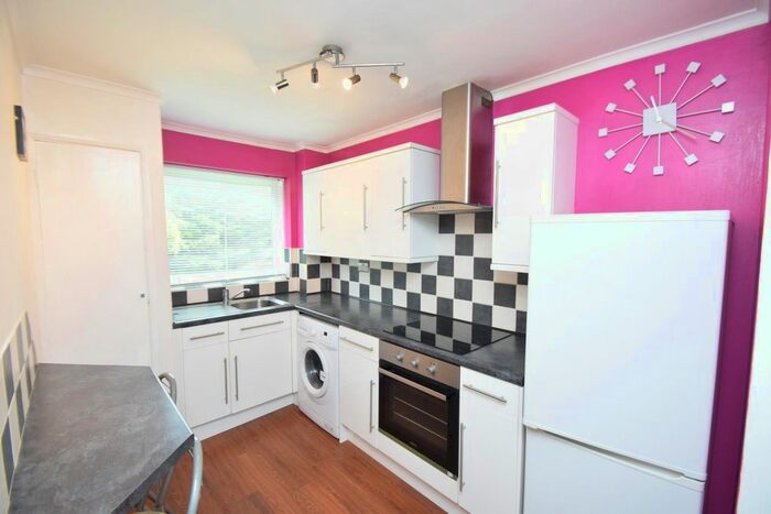 1 Bedroom Flat To Rent In Windsor Way, Polegate, BN26