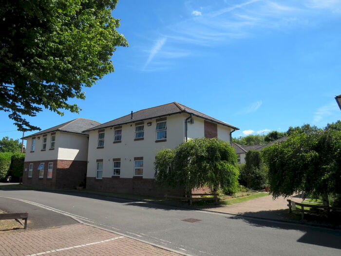 2 Bedroom Flat To Rent In Newbury, Gillingham, SP8