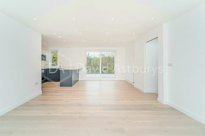 2 Bedroom Apartment To Rent In Crouch End Hill, Crouch End, London, N8