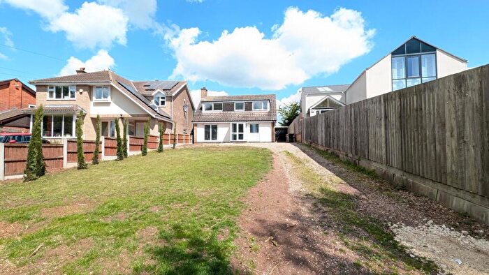 3 Bedroom House To Rent In Burnside Grove, Tollerton, Nottingham, NG12