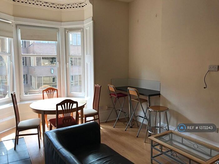 5 Bedroom Flat To Rent In Bath Street, Glasgow, G2